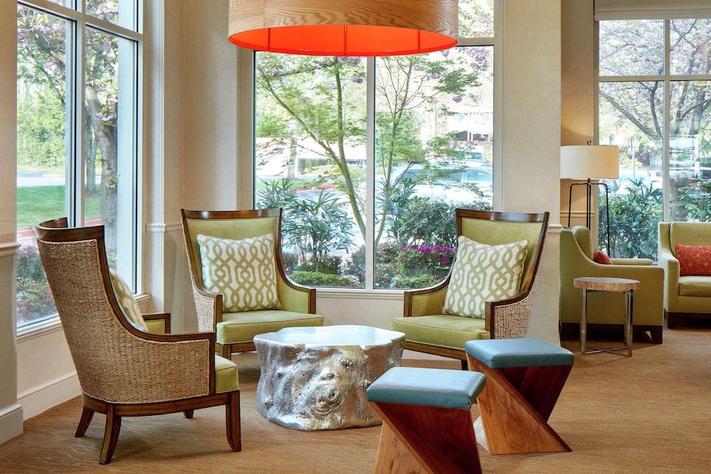 Hilton Garden Inn Portland Lake Oswego Exterior foto